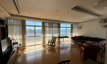 Apartamento reformado no COPAN, 170 m², vista livre e 1 vaga 15º andar