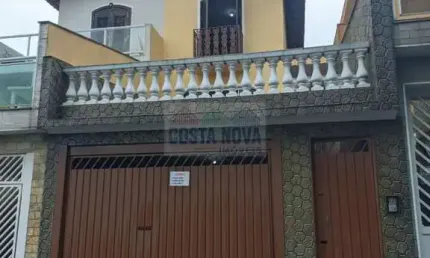 Sobrado na Vila Mazzei com 3 Dormitórios e 4 Vagas Próximo ao Metrô Tucuruvi