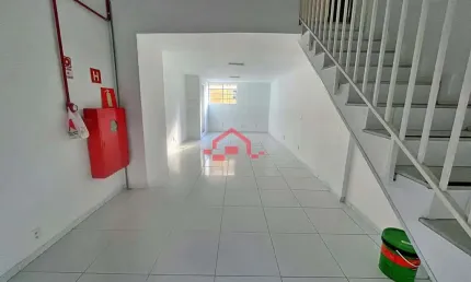Loja comercial para locação no bairro Barro Preto de aproximadamente 60m² com mezanino, 01 Escritór