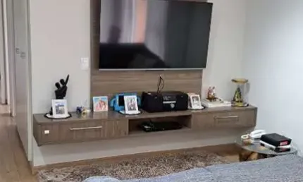 Apartamento à venda em Cotia-SP, Jardim Petrópolis: 2 quartos, 2 salas, 1 banheiro, 1 vaga de garagem, 60m² de área. Confira!
