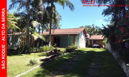 Chácara à venda em São Roque-SP, Alto da Serra - Jardins Alpes Paulista: 2 quartos, 1 suíte, 2 salas, 1 banheiros, 273,40 m².