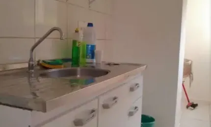 Apartamento para locação no Jardim Petrópolis, Cotia-SP: 2 quartos, 1 sala, 1 banheiro, 1 vaga de garagem, 46m². Venha conferir!