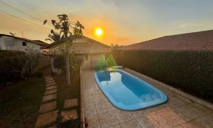 Casa 3 Dormitorios a Venda - Vila Maria - Botucatu/SP