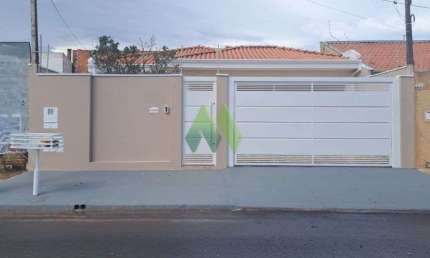 Casa 3 dormitorios a venda - Jardim Itamarati - Botucatu/SP