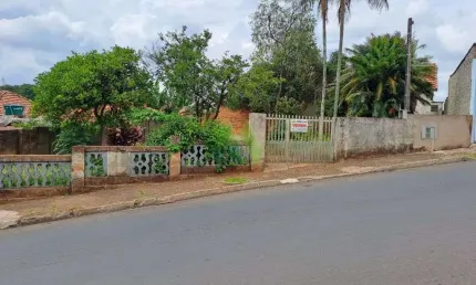 Casa com 3 quartos à venda na Vila Maria, Botucatu 