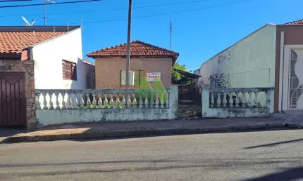 Casa à venda na Vila Antártica, Botucatu 