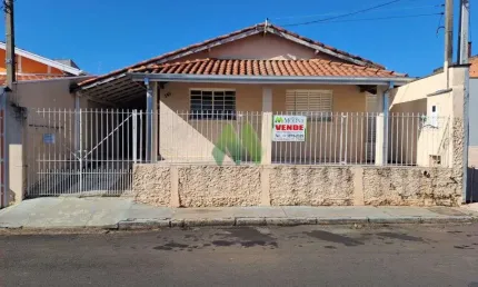 Casa 3 Dormitorios a venda - Vila Pinheiro Machado - Botucatu/SP