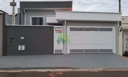 Casa 03 Dormitorios a Venda - Residencial Vila Di Capri - Botucatu/SP