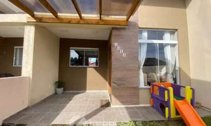 Casa geminada disponível para locação anual em Nova Tramandaí
