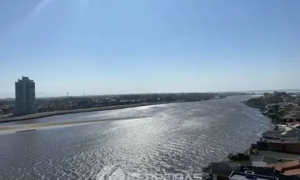 Apartamento de Luxo Frente à Lagoa com Vista para o Mar – Mobiliado e Completo