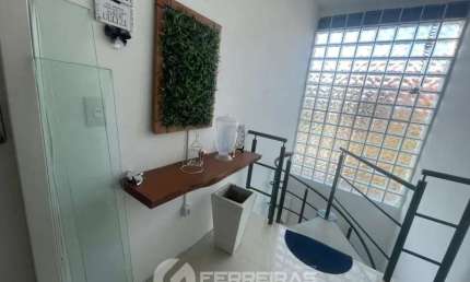 Sala Comercial para Locação Anual, com Localização Privilegiada – Centro da Cidade