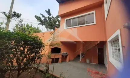 Sobrado à venda, 3 quartos, 1 suíte, 4 vagas, Parque Marabá - Taboão da Serra/SP