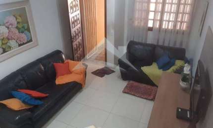 Sobrado à venda, 3 quartos, 1 vaga, Jardim Beatriz - Taboão da Serra/SP