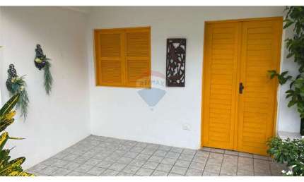 VENDE-SE CASA PÓS BEIRA MAR EM PORTO DE GALINHAS PORTEIRA FECHADA