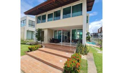 Casa de Praia dos Sonhos em Muro Alto para moradia: Alugue Já!