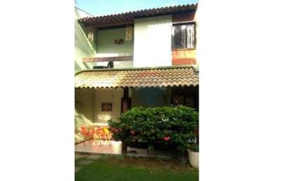 Descubra a casa duplex dos seus sonhos em um condomínio à venda em Porto de Galinhas!