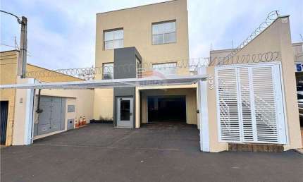 Prédio comercial ao lado hospital São Paulo com 10 salas, 10 vagas de garagem e elevador!!