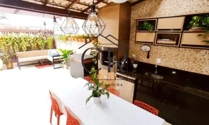 Duplex com 3/4 sendo uma suíte! finamente decorado, em abrantes!