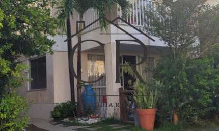 Maravilhosa casa em condomínio fechado em Stella Maris!