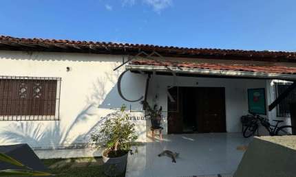 Excelente casa térrea em Vilas do Atlântico, portaria 24h!