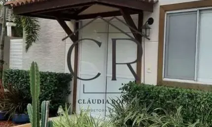 Duplex em condomínio fechado, em Abrantes! Porteira fechada!