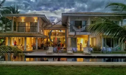 Casa em condomínio fechado com 6 quartos à venda na 1ª Travessa Busca Vida, Abrantes, Camaçari