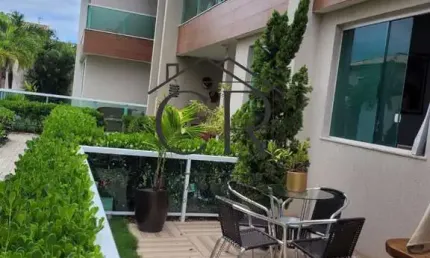 Apartamento com 2/4 e varanda garden em Buraquinho!