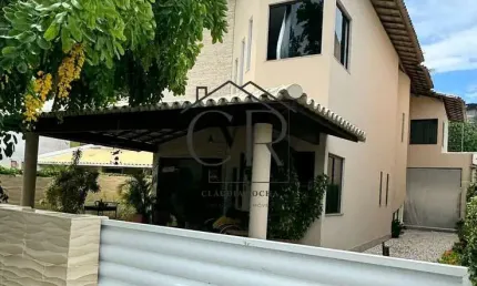 Excelente casa em condomínio fechado próximo a faculdade Unime!