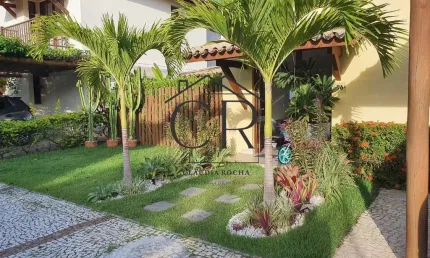 Lindíssima casa em condomínio fechado em Vilas do Atlântico!
