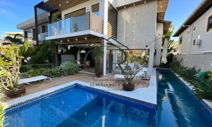 Casa maravilhosa em condomínio fechado com total infraestrutura!