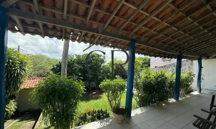 Oportunidade ímpar em Vilas do Atlântico, casa em alameda fechada!!