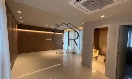 Exuberante casa pronta para morar em condomínio fechado com portaria 24h!