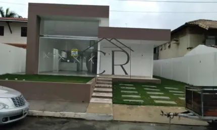 Linda casa térrea com arquitetura super moderna em condomínio fechado, novíssima!!