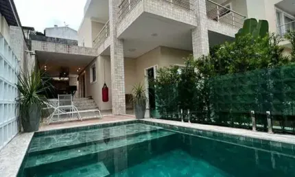 Casa em condomínio fechado com 4 quartos à venda na Rua Perequeaçu, Vilas do Atlantico, Lauro de Freitas por R$ 1.800.000