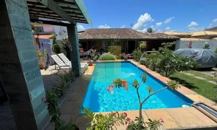 Linda casa térrea com mega área externa |Pronta para morar!