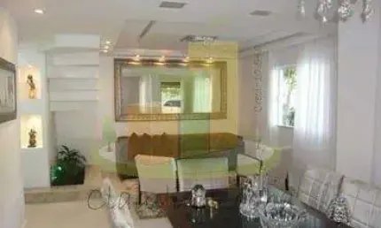 EXCELENTE CASA EM CONDOMÍNIO COM ESTRUTURA MARAVILHOSA