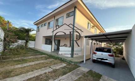 Oportunidade de casa no coração de Vilas do Atlântico! Potencial para ser pousada!