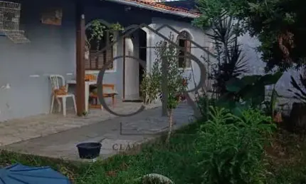Excelente imóvel em Ipitanga com 3/4 sendo uma suíte!