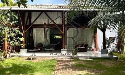 Mansão no condomínio Busca Vida, para quem busca conforto e tranquilidade!