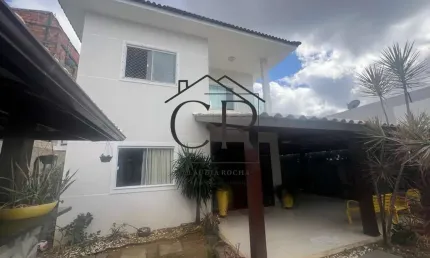 Excelente imóvel em abrantes, com energia solar em condomínio fechado!!