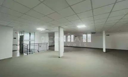 Andar comercial com mais de 120m² por r$5.000,00 + taxas