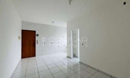Apartamento de 2 quartos no Aventureiro para locação por R$1700,00