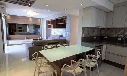 LOCAÇÃO | Apartamento, com 2 dormitórios em Vila Cleópatra, Maringá