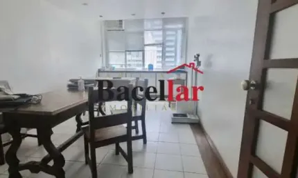 Kitnet / Stúdio à venda na Avenida Nossa Senhora de Copacabana, Copacabana, Rio de Janeiro, 45 m2 por R$ 470.000