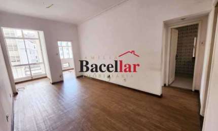 Apartamento com 2 quartos à venda na Beco Benjamin Constant, Glória, Rio de Janeiro, 77 m2 por R$ 589.999