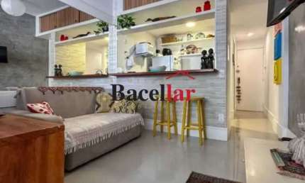 Kitnet / Stúdio à venda na Rua Anchieta, Leme, Rio de Janeiro, 26 m2 por R$ 525.000