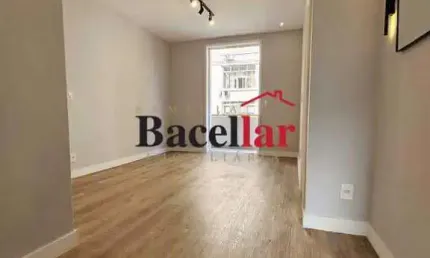 Apartamento com 3 quartos à venda na Rua Marquês de Olinda, Botafogo, Rio de Janeiro, 80 m2 por R$ 819.999