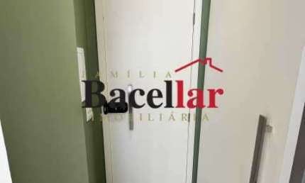 Loft com 1 quarto à venda na Praça Presidente Aguirre Cerda, Centro, Rio de Janeiro, 36 m2 por R$ 299.000