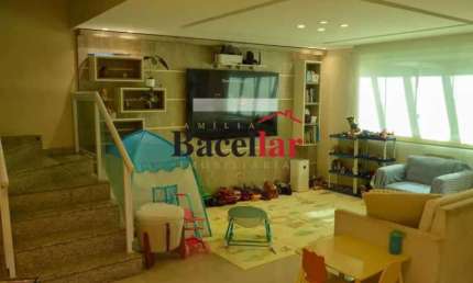 Casa em condomínio fechado com 3 quartos à venda na Estrada do Cafundá, Taquara, Rio de Janeiro, 200 m2 por R$ 848.000
