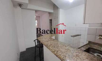 Kitnet / Stúdio à venda na Rua Barata Ribeiro, Copacabana, Rio de Janeiro, 32 m2 por R$ 444.000